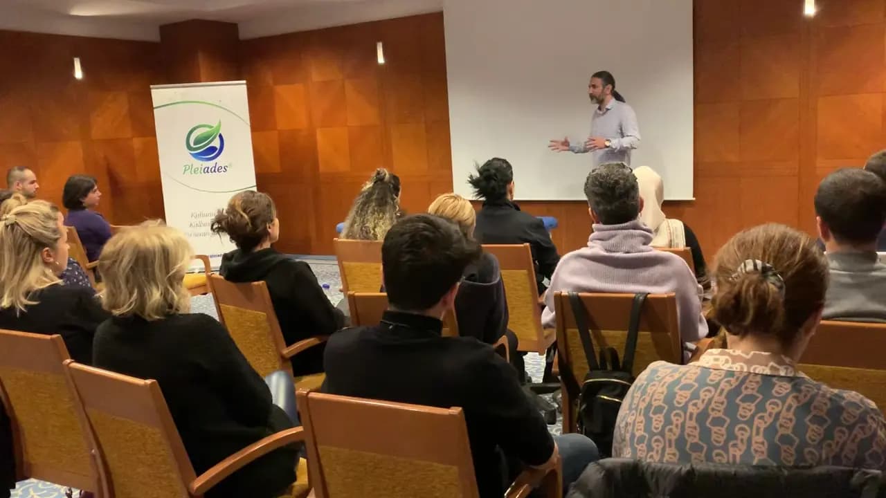 Pleiades grup eğitiminden bir an